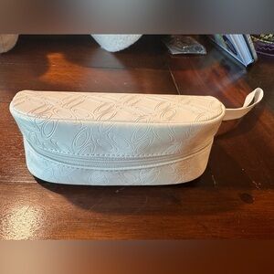 Oakley Embossed Wristlet Sunglasses Case- White